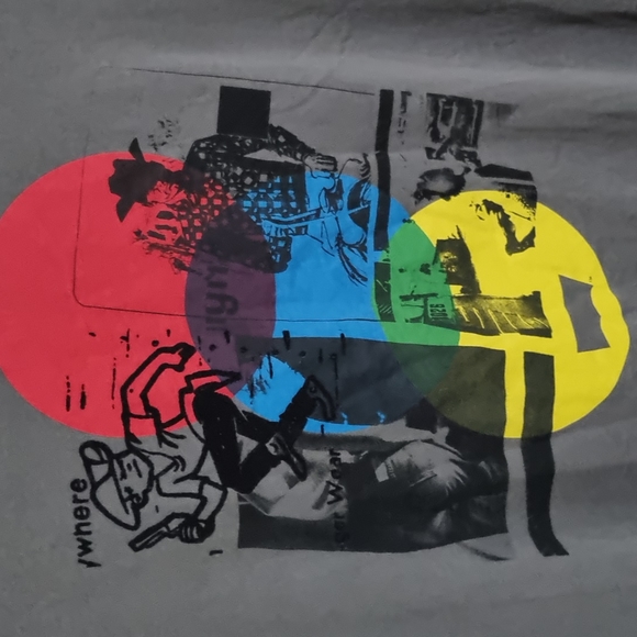 Levi's Men's Grey T-shirt with various Vintage Levi's Images on Front Size XXL - Picture 6 of 11